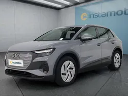 Grau Gebraucht 2023 Audi Q4 e-tron SUV | 28.599 € (Fairer Preis)