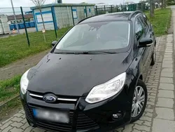 Schwarz Gebraucht 2012 Ford Focus Kombi | 4.900 € (Fairer Preis)