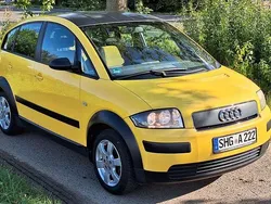 Gelb Gebraucht 2003 Audi A2 Kleinwagen | 3.500 € (Fairer Preis)