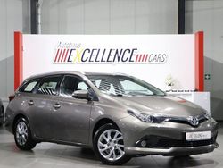 Grau Gebraucht 2016 Toyota Auris Touring Sports Edition-S Kombi | 10.991 € (Fairer Preis)