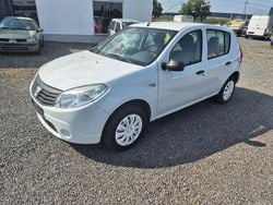 Weiß Gebraucht 2009 Dacia Sandero Basis Kleinwagen | 699 € (Superpreis)