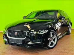 Schwarz Gebraucht 2017 Jaguar XE R-Sport Limousine | 16.990 € (Guter Preis)