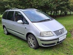 Silber Gebraucht 2006 VW Sharan Freestyle Van / Kleinbus | 2.500 € (Fairer Preis)