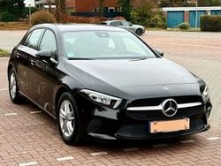 Schwarz Gebraucht 2020 Mercedes A160 Limousine | 17.300 € (Guter Preis)