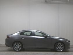 Grau Gebraucht 2020 Mazda 3 Limousine | 13.980 €