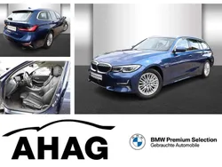 Phytonicblau metallic Gebraucht 2022 BMW 330e Luxury Line Kombi | 25.990 € (Fairer Preis)