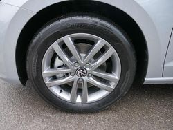 Oyster silver metallic oyster silver metallic Neu 2025 VW Touran Highline Van / Kleinbus | 41.374 €