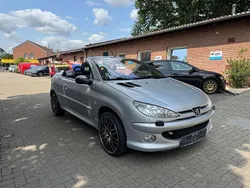 Silber Gebraucht 2004 Peugeot 206 CC Platinum Cabrio | 1.700 € (Fairer Preis)