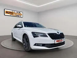 Bila moon/moon white Gebraucht 2016 Skoda Superb LAURIN & KLEMENT Kombi | 21.900 € (Fairer Preis)