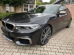Grau Gebraucht 2017 BMW M550 Shadowline Limousine | 34.800 € (Fairer Preis)