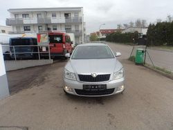 Silber Gebraucht 2009 Skoda Octavia Ambiente Kombi | 3.499 €