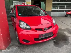 Fire red Gebraucht 2009 Toyota Aygo Basis Kleinwagen | 2.900 € (Fairer Preis)