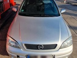 Silber Gebraucht 2001 Opel Astra Kombi | 750 €