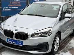 Glaciersilber Gebraucht 2019 BMW 218 Active Tourer Advantage Van / Kleinbus | 17.990 € (Fairer Preis)