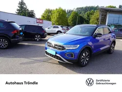 Blau Gebraucht 2024 VW T-Roc Move SUV | 24.980 € (Guter Preis)