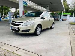 Gelb Gebraucht 2009 Opel Corsa Color Edition Limousine | 3.950 € (Fairer Preis)