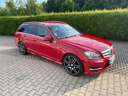 Rot Gebraucht 2012 Mercedes C300 AMG Kombi | 8.500 € (Guter Preis)