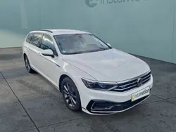 Weiß Gebraucht 2020 VW Passat GTE Kombi | 22.775 € (Fairer Preis)