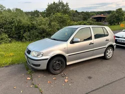 Silber Gebraucht 2001 VW Polo Kleinwagen | 800 € (Guter Preis)