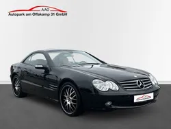 Obsidianschwarz metalliclack Gebraucht 2005 Mercedes SL500 Cabrio | 37.590 €