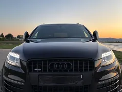 Schwarz Gebraucht 2015 Audi Q7 Ambiente SUV | 22.000 € (Fairer Preis)