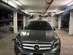 Grau Gebraucht 2015 Mercedes GLA200 SUV | 19.000 € (Fairer Preis)