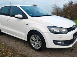 Weiß Gebraucht 2013 VW Polo Life Kleinwagen | 5.400 € (Teuer)