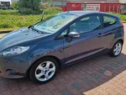 Grau Gebraucht 2011 Ford Fiesta Trend Kleinwagen | 3.900 € (Fairer Preis)