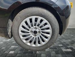 Schwarz Gebraucht 2023 Fiat 500e Kleinwagen | 21.899 € (Fairer Preis)