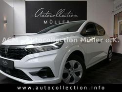 Weiß Gebraucht 2022 Dacia Sandero Essentiel Limousine | 9.997 €