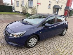 Blau Gebraucht 2017 Opel Astra Selection Limousine | 6.999 € (Guter Preis)