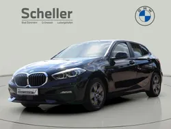 Schwarz Gebraucht 2021 BMW 118 Advantage Kleinwagen | 20.900 € (Fairer Preis)