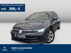 Grau Gebraucht 2024 VW Golf Style Limousine | 29.990 € (Teuer)