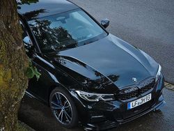Schwarz Gebraucht 2020 BMW 330e M Performance Limousine | 32.999 € (Fairer Preis)