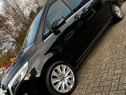 Schwarz Gebraucht 2022 Mercedes V300 Avantgarde Van / Kleinbus | 48.900 € (Superpreis)