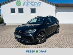 Deep black perleffekt Gebraucht 2024 VW Taigo Move SUV | 21.220 € (Guter Preis)