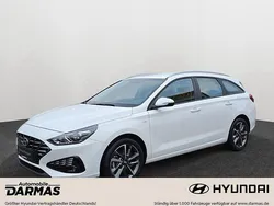 Weiß Gebraucht 2024 Hyundai i30 Trend Kombi | 22.990 € (Guter Preis)