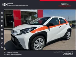 Weiß Gebraucht 2022 Toyota Aygo Kleinwagen | 12.990 € (Fairer Preis)
