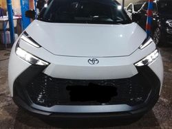 Weiß Gebraucht 2024 Toyota C-HR Lounge SUV | 25.500 €