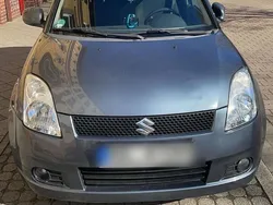 Grau Gebraucht 2007 Suzuki Swift Kleinwagen | 2.200 €