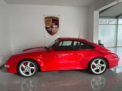 Rot Gebraucht 1996 Porsche 993 Coupé | 169.993 €