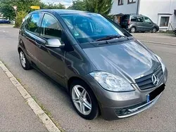 Grau Gebraucht 2012 Mercedes A180 Limousine | 3.500 €