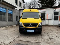 Gelb Gebraucht 2016 Mercedes Sprinter Van | 11.001 €