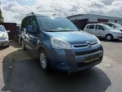 Blau Gebraucht 2011 Citroën Berlingo Van / Kleinbus | 5.980 € (Fairer Preis)