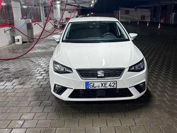 Weiß Gebraucht 2023 Seat Ibiza Style Kleinwagen | 19.500 € (Fairer Preis)