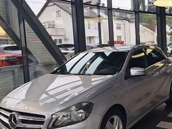 Silber Gebraucht 2014 Mercedes A180 Edition Limousine | 12.500 € (Fairer Preis)