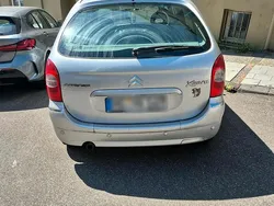 Silber Gebraucht 2005 Citroën Xsara Picasso Van / Kleinbus | 800 € (Etwas zu teuer)