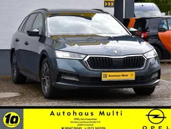 Grau Gebraucht 2021 Skoda Octavia Clever Kombi | 17.500 € (Fairer Preis)
