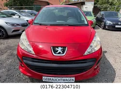 Rot Gebraucht 2009 Peugeot 207 Tendance Limousine | 3.250 € (Fairer Preis)