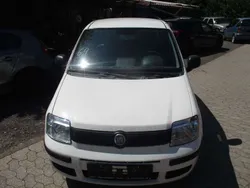 Colore esterno (bianco bianco Gebraucht 2012 Fiat Panda Classica Kleinwagen | 1.290 € (Fairer Preis)